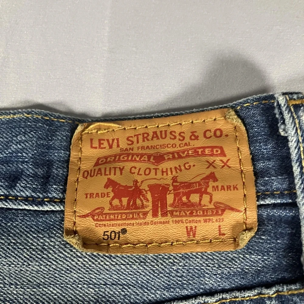 Levis 501 Jeans Mens 30x29 Blue Denim Button Fly Straight Leg Distressed Red Tab